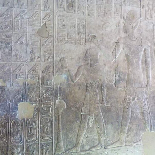 Dendera i Abydos 2 600x600